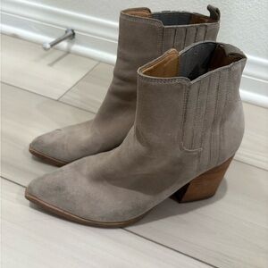 Marc Fisher Light Taupe Ankle Booties